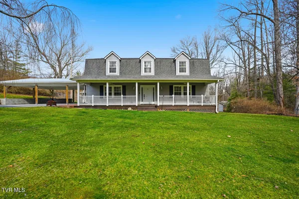 $284,900 | 308 Grant Avenue Northeast, Wise, VA 24293