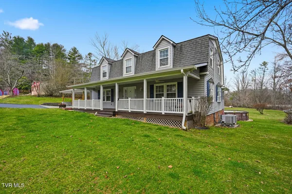 $284,900 | 308 Grant Avenue Northeast, Wise, VA 24293