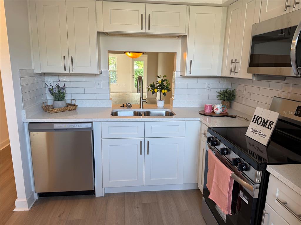 4412 Sunstate Drive, Unit A New Port Richey, FL 34652 - Photo 9 of 60