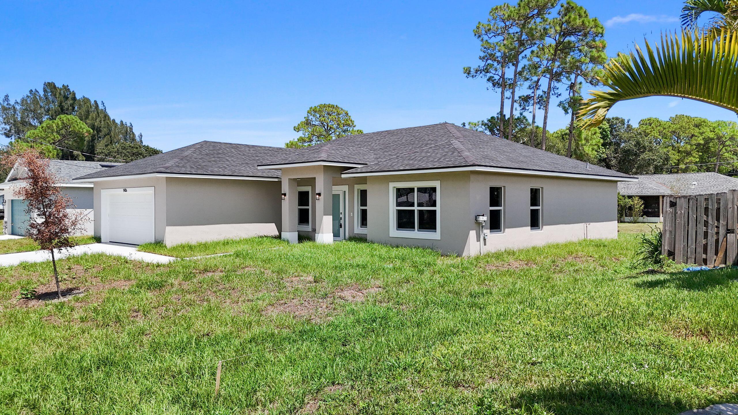 4611 Sunset Boulevard Fort Pierce, FL 34982 - Photo 5 of 28 4611 front 2