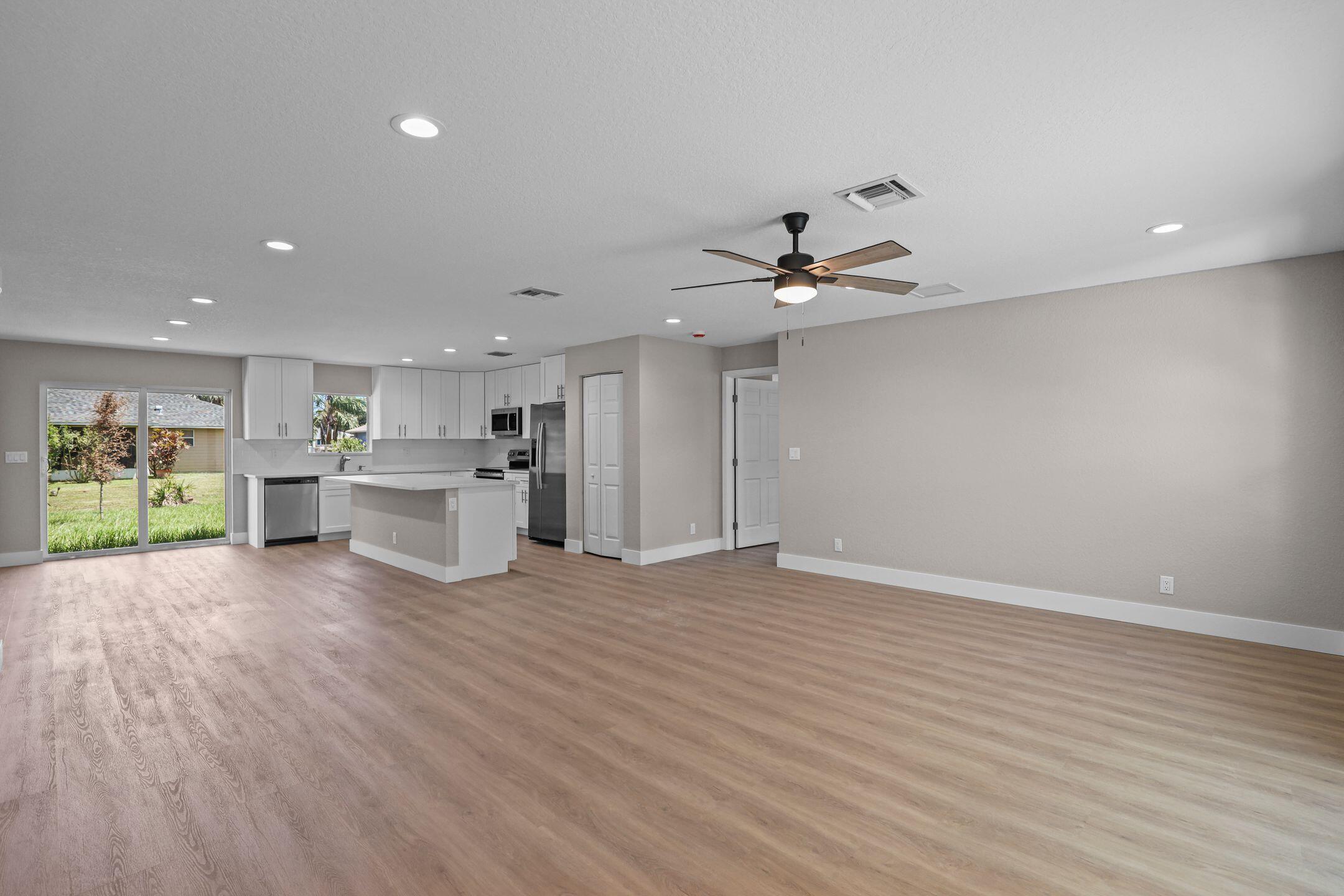 4611 Sunset Boulevard Fort Pierce, FL 34982 - Photo 7 of 28 4611 kitchen 1