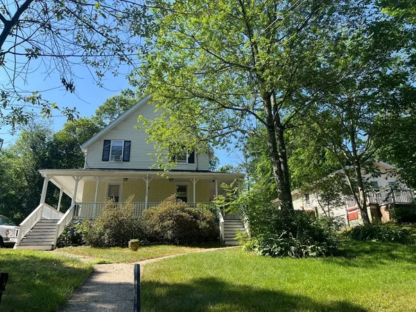 $3,300 | 907 Gay Street, Unit 907, Westwood, MA 02090
