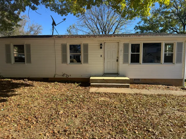 $1,275 | 1813 Eastgate Avenue Northeast, Roanoke, VA 24012