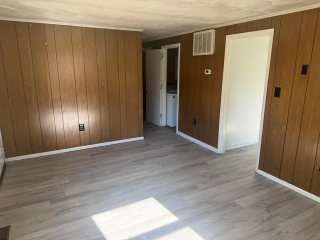 $1,275 | 1813 Eastgate Avenue Northeast, Roanoke, VA 24012