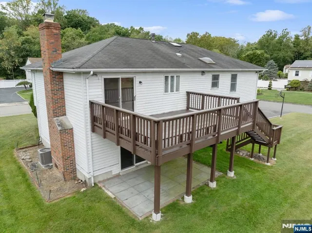 $885,000 | 40 Virgil Road, Norwood, NJ 07648