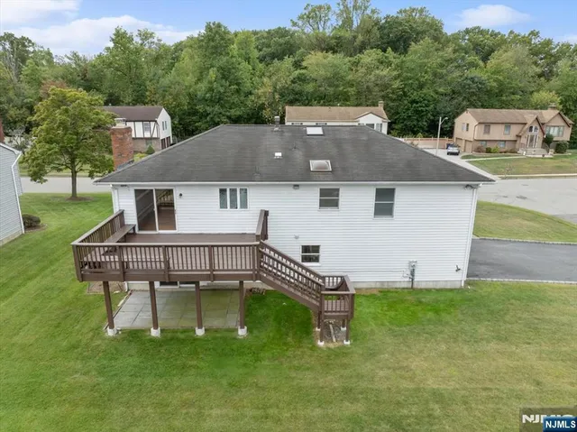 $885,000 | 40 Virgil Road, Norwood, NJ 07648