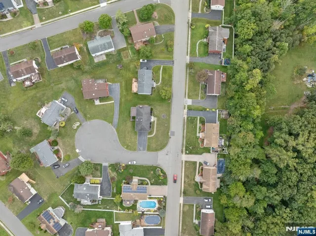 $885,000 | 40 Virgil Road, Norwood, NJ 07648