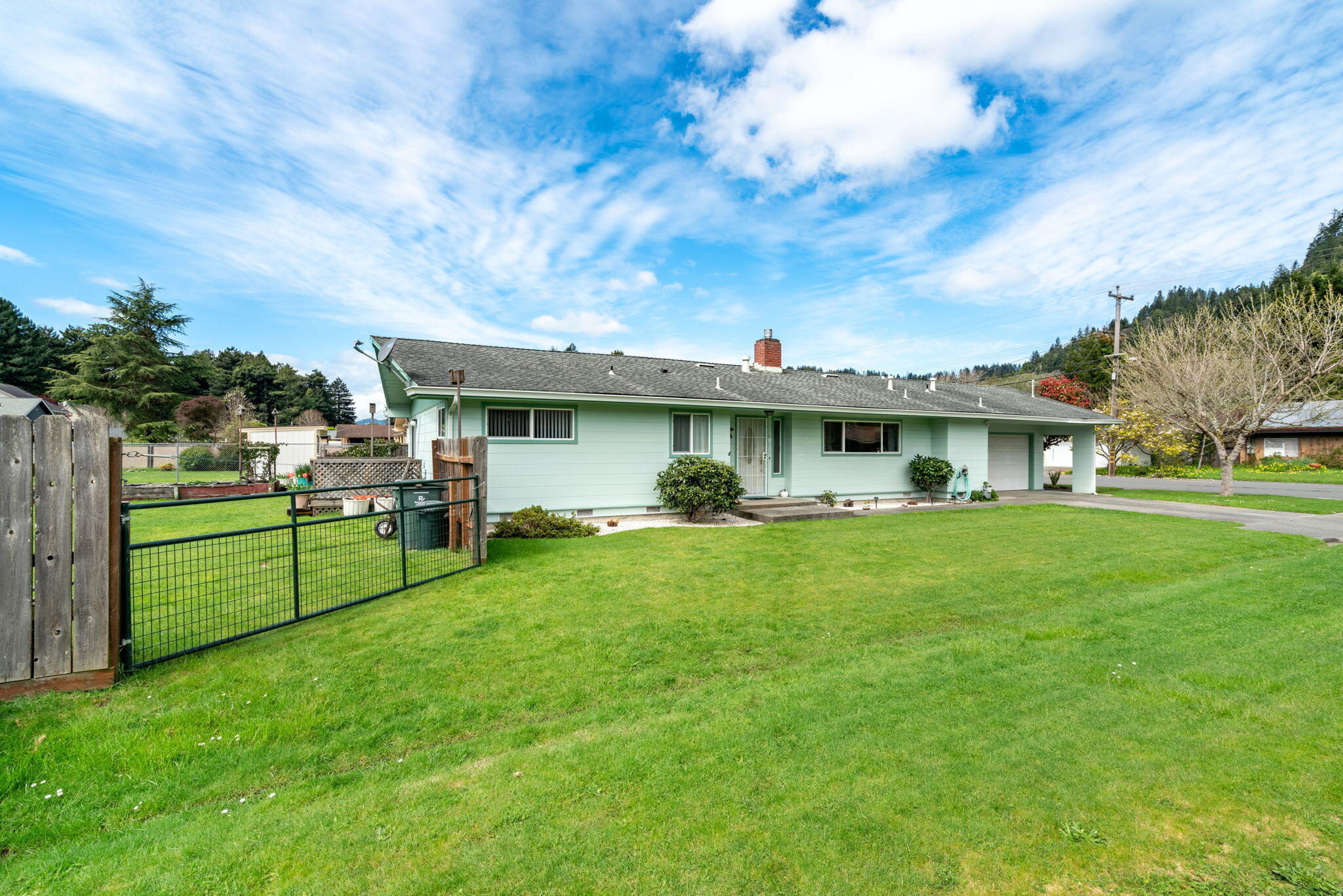 1086 Riverside Drive Rio Dell, CA 95562 - Photo 1 of 1 Gallery Image 1