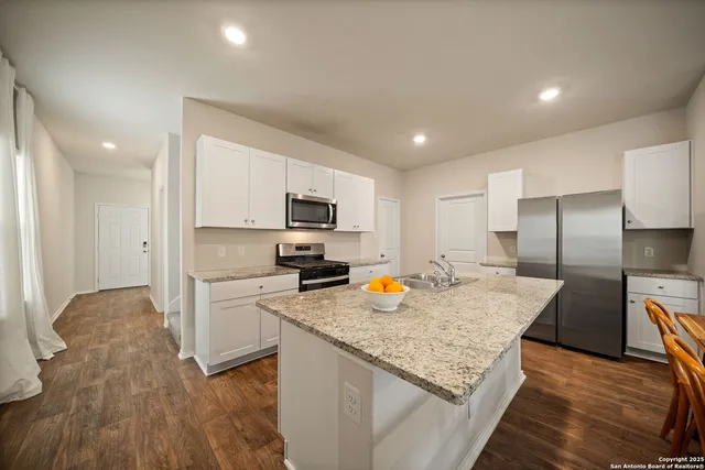 $1,795 | 6522 Bleak Hills Boulevard, San Antonio, TX 78252