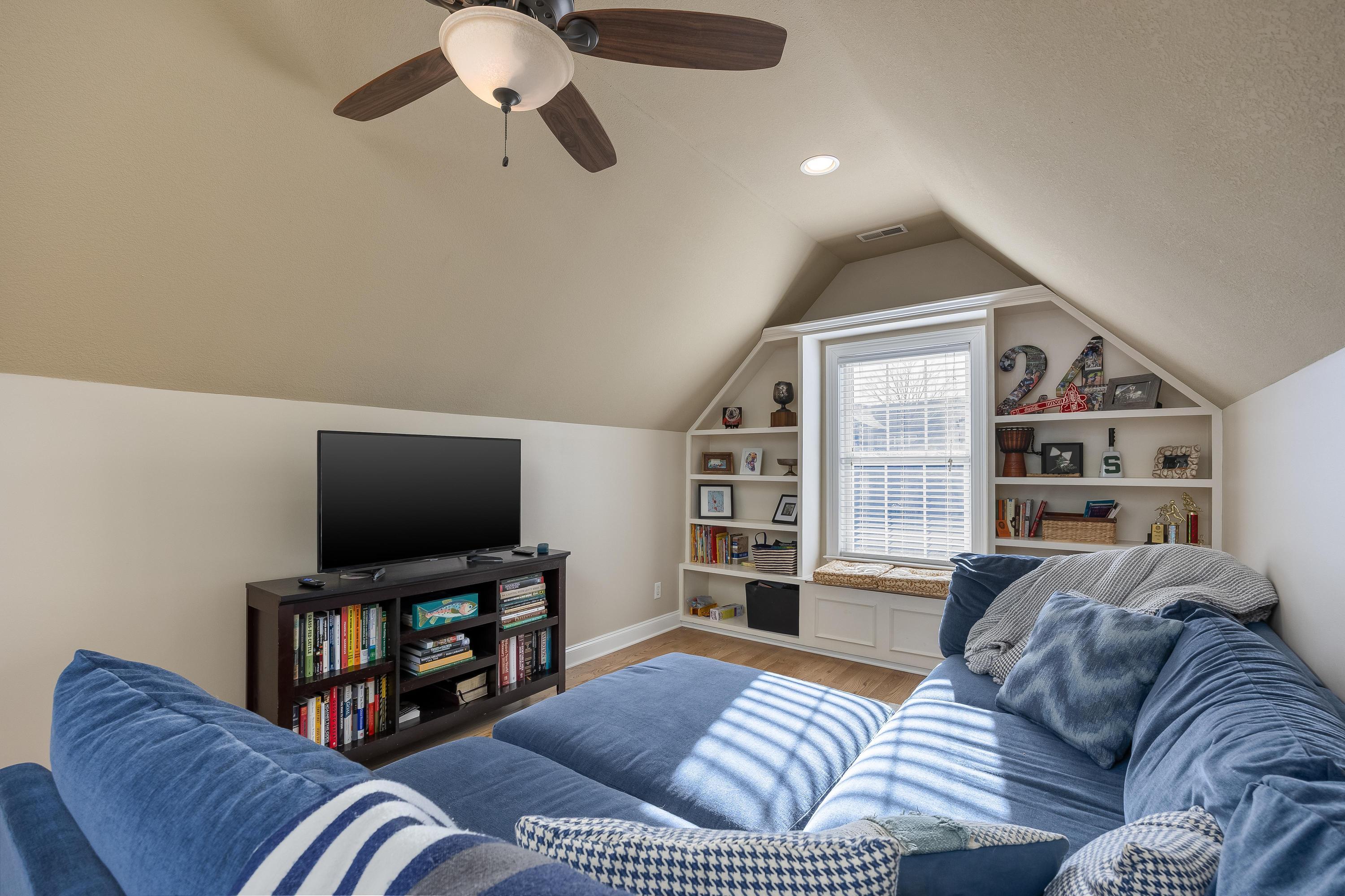 8945 Wandering Way Ooltewah, TN 37363 - Photo 38 of 71 2026_01_January_8945_Wandering_Way_0053