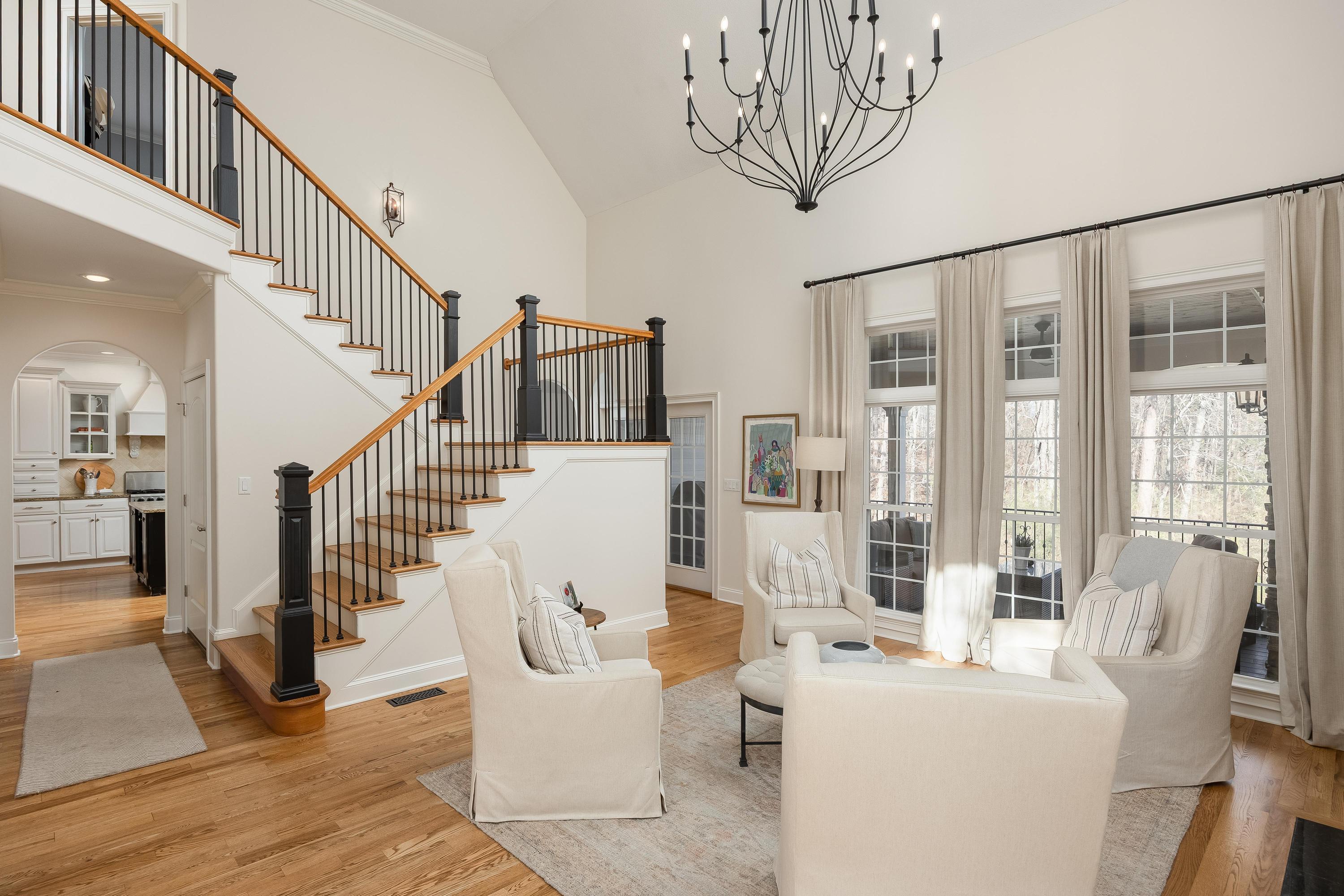 8945 Wandering Way Ooltewah, TN 37363 - Photo 4 of 71 2026_01_January_8945_Wandering_Way_0021