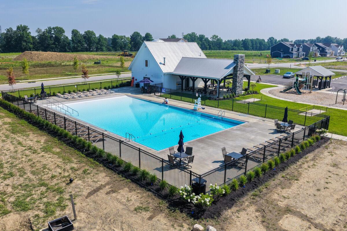 1662 Stinson Road Delaware, OH 43015 - Photo 19 of 23 Community Pool