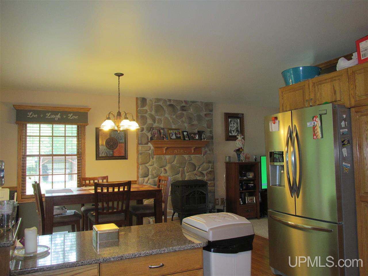 6988 L 5 Escanaba, MI 49829 - Photo 5 of 39