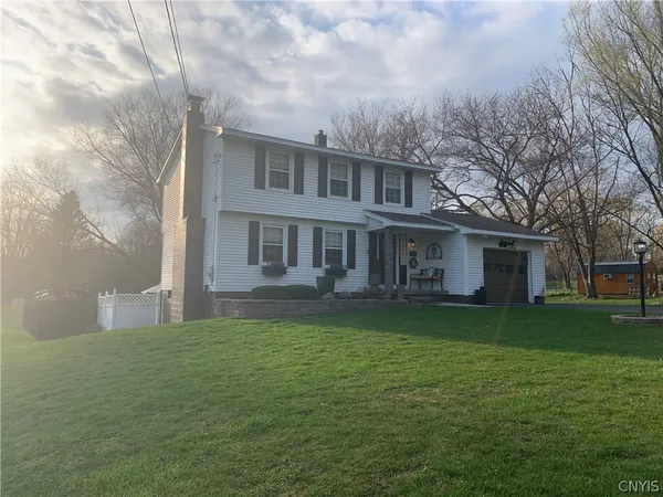 $250,000 | 6881 Peck Road, Van Buren, NY 13209