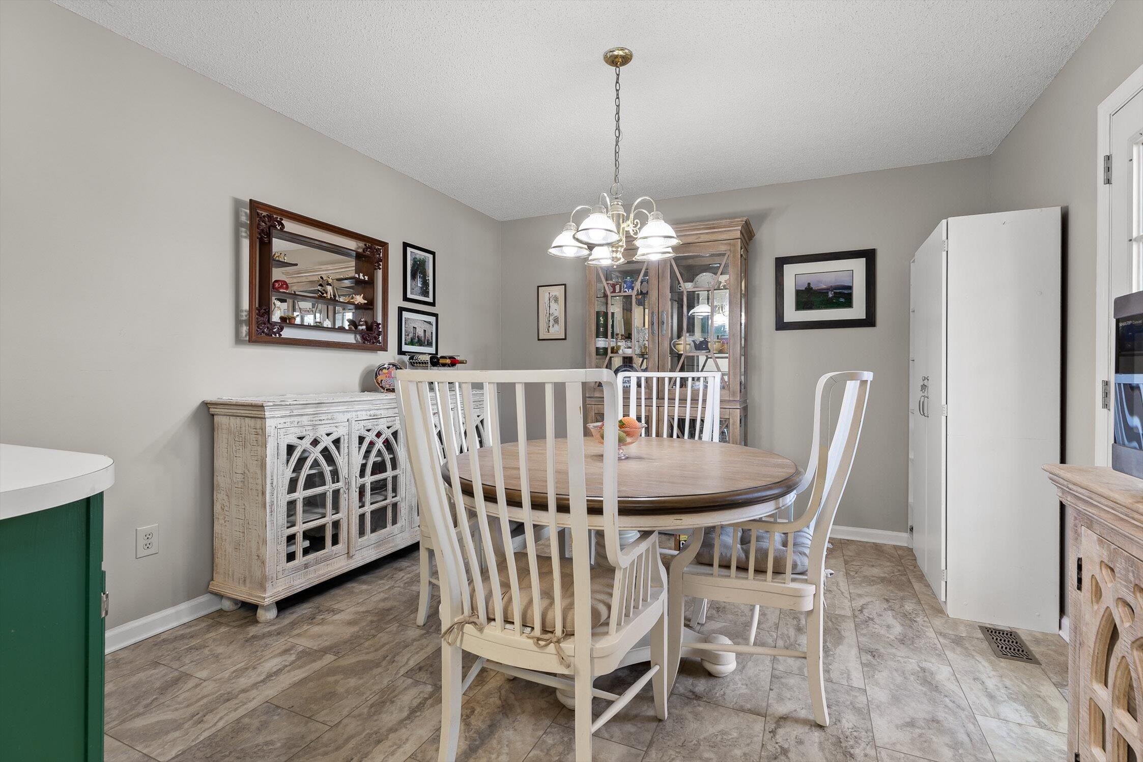 9208 Misty Ridge Drive Chattanooga, TN 37416 - Photo 15 of 32 17-Misty Ridge-17