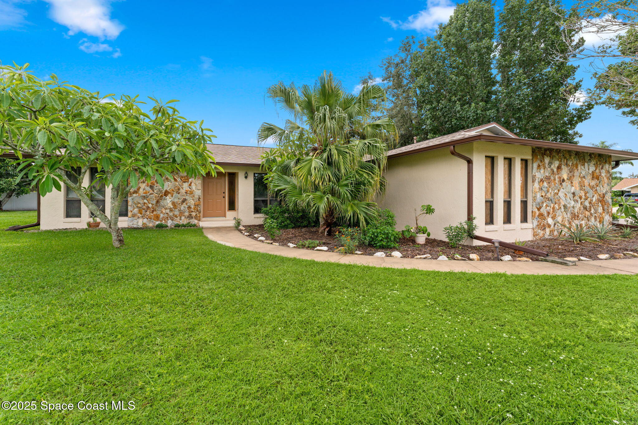 4540 Annette Court Merritt Island, FL 32953 - Photo 3 of 37 2-web-or-mls-4540 Annette Cir-2