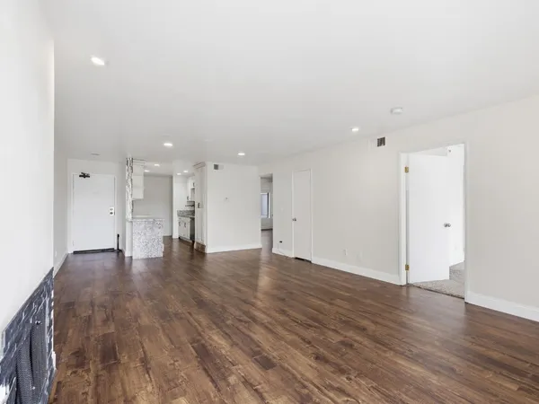 $3,695 | 1940 Highland Oaks Drive, Unit 28, Arcadia, CA 91006