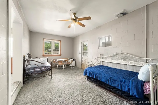 $805,000 | 805 Robin Hood Lane, Roach, MO 65787