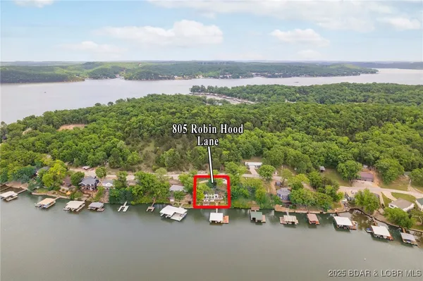 $805,000 | 805 Robin Hood Lane, Roach, MO 65787