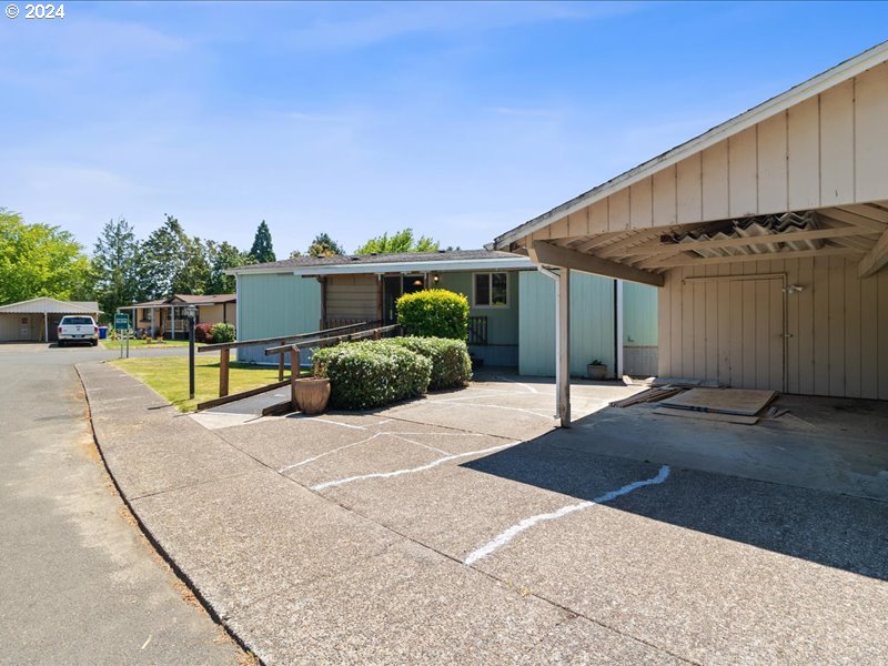 570 North 10th Avenue, Unit 56 Cornelius, OR 97113 - Photo 31 of 47