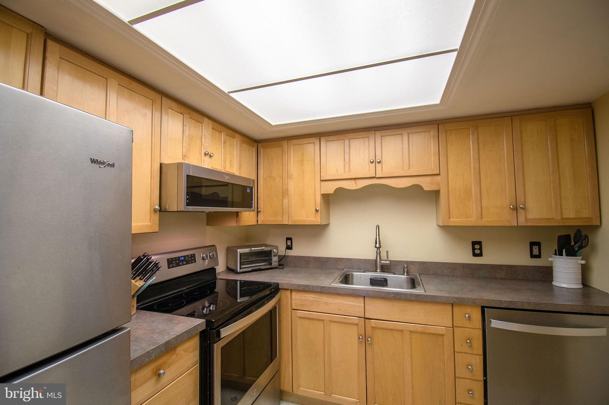 1206 Yardley Commons Yardley, PA 19067 - Photo 12 of 36