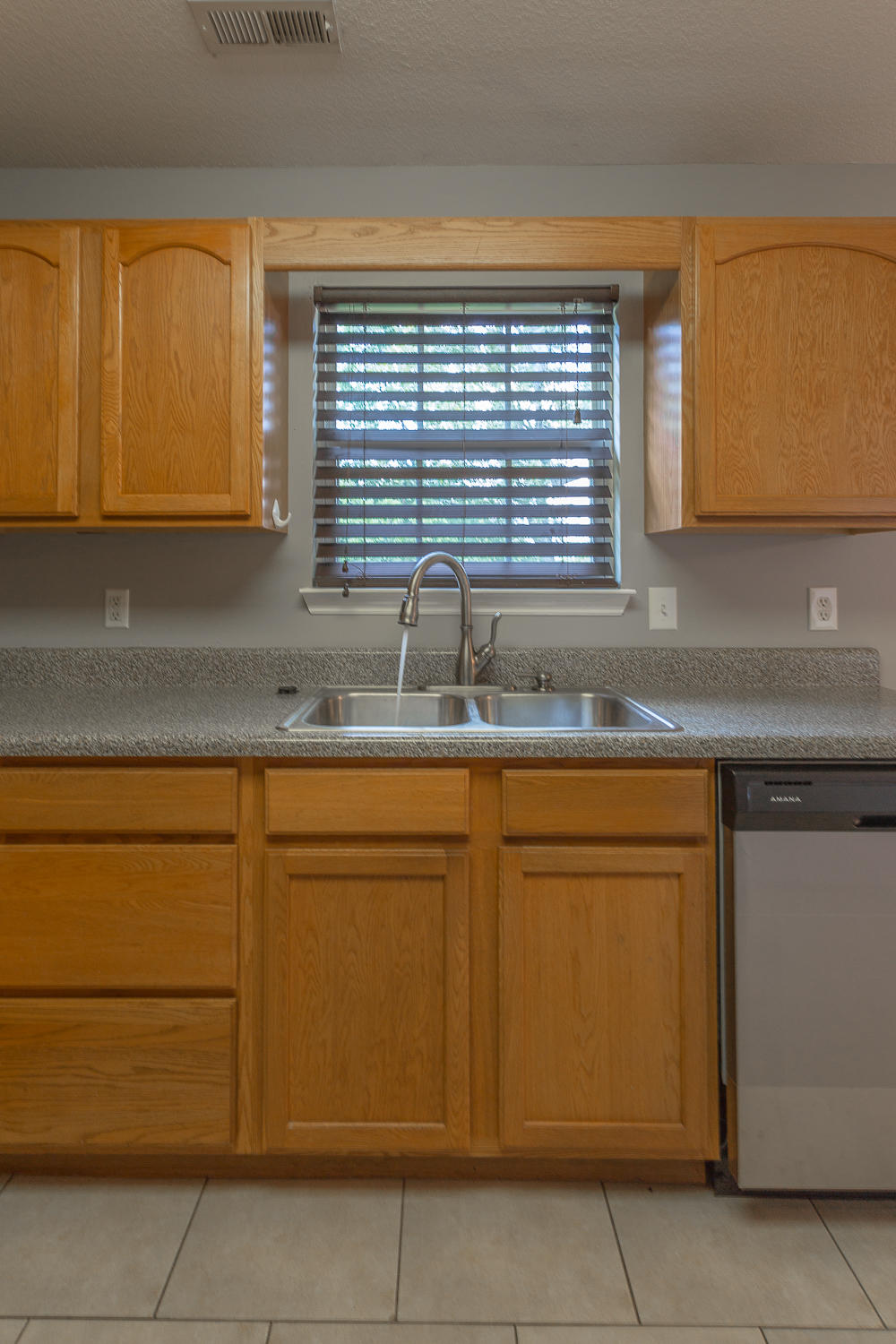 70 General Johnson Road Fort Oglethorpe, GA 30742 - Photo 11 of 30 70 General Johnson-32