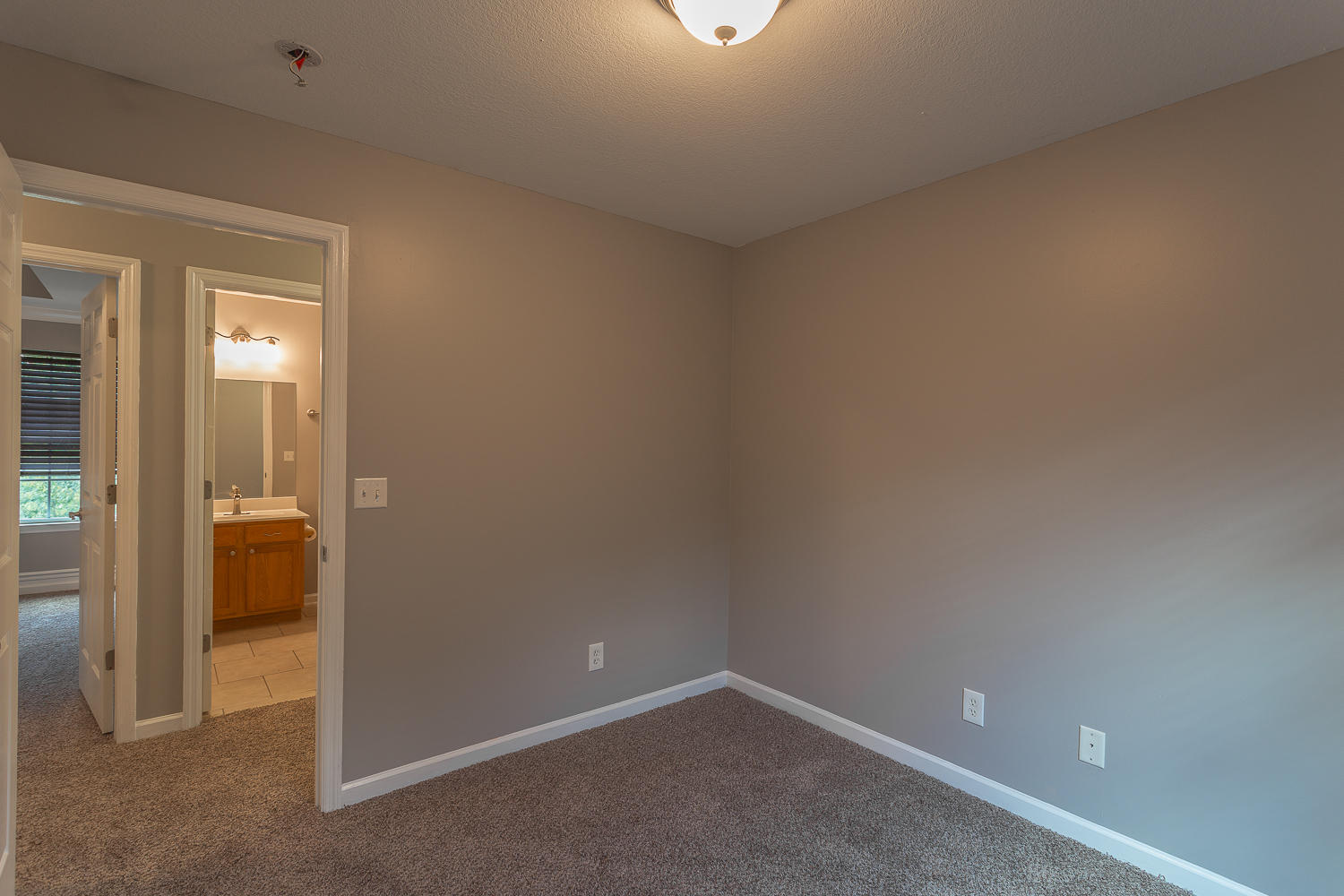 70 General Johnson Road Fort Oglethorpe, GA 30742 - Photo 22 of 30 70 General Johnson-36