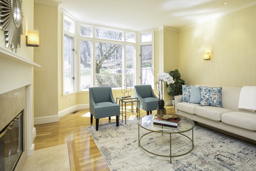 30 Catlin Road Brookline, MA 02445 - Photo 2 of 13 Gallery Image 2