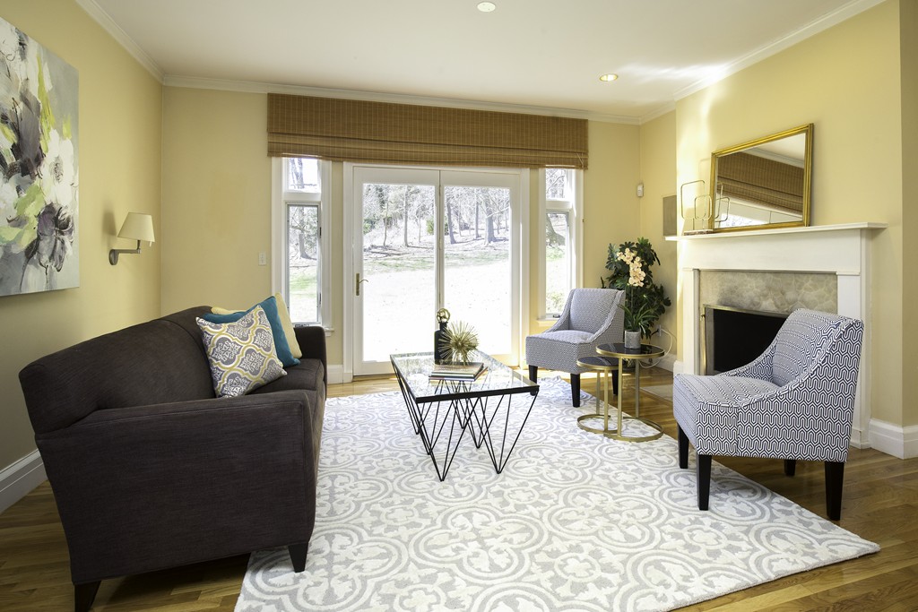 30 Catlin Road Brookline, MA 02445 - Photo 4 of 13 Gallery Image 4