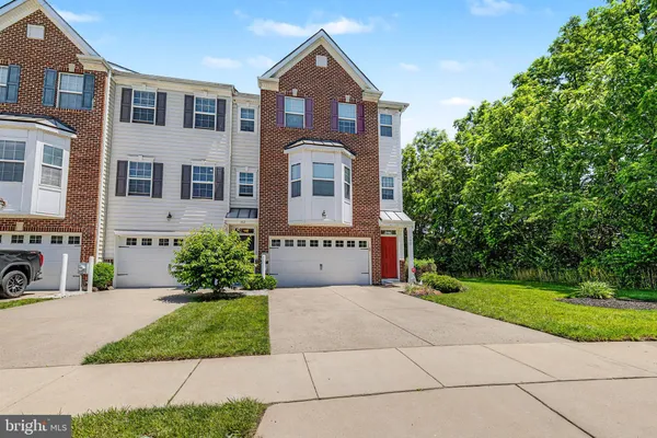 $369,999 | 102 Winterberry Way, Deptford, NJ 08096