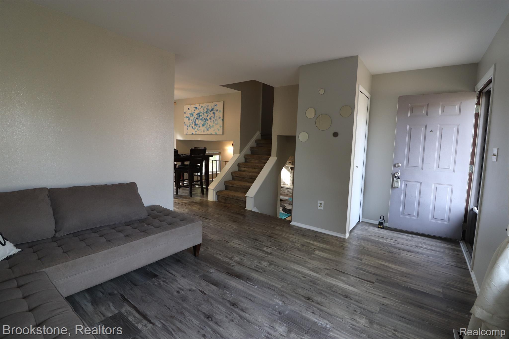 30089 Merrick Warren, MI 48092 - Photo 7 of 53 Gallery Image 7