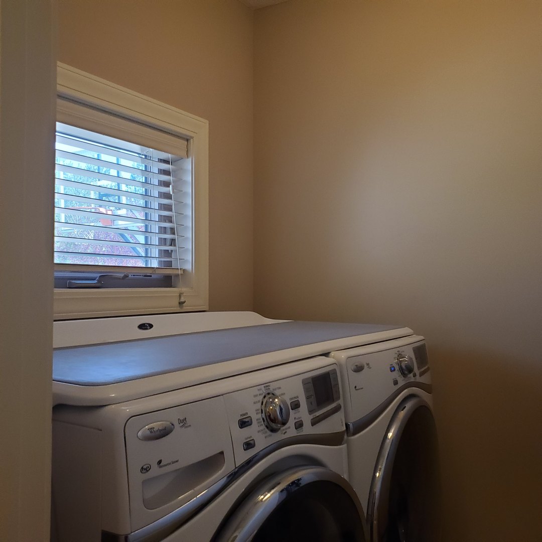 2008 Savanna Drive Champaign, IL 61822 - Photo 27 of 62 a utility room with dryer and washer