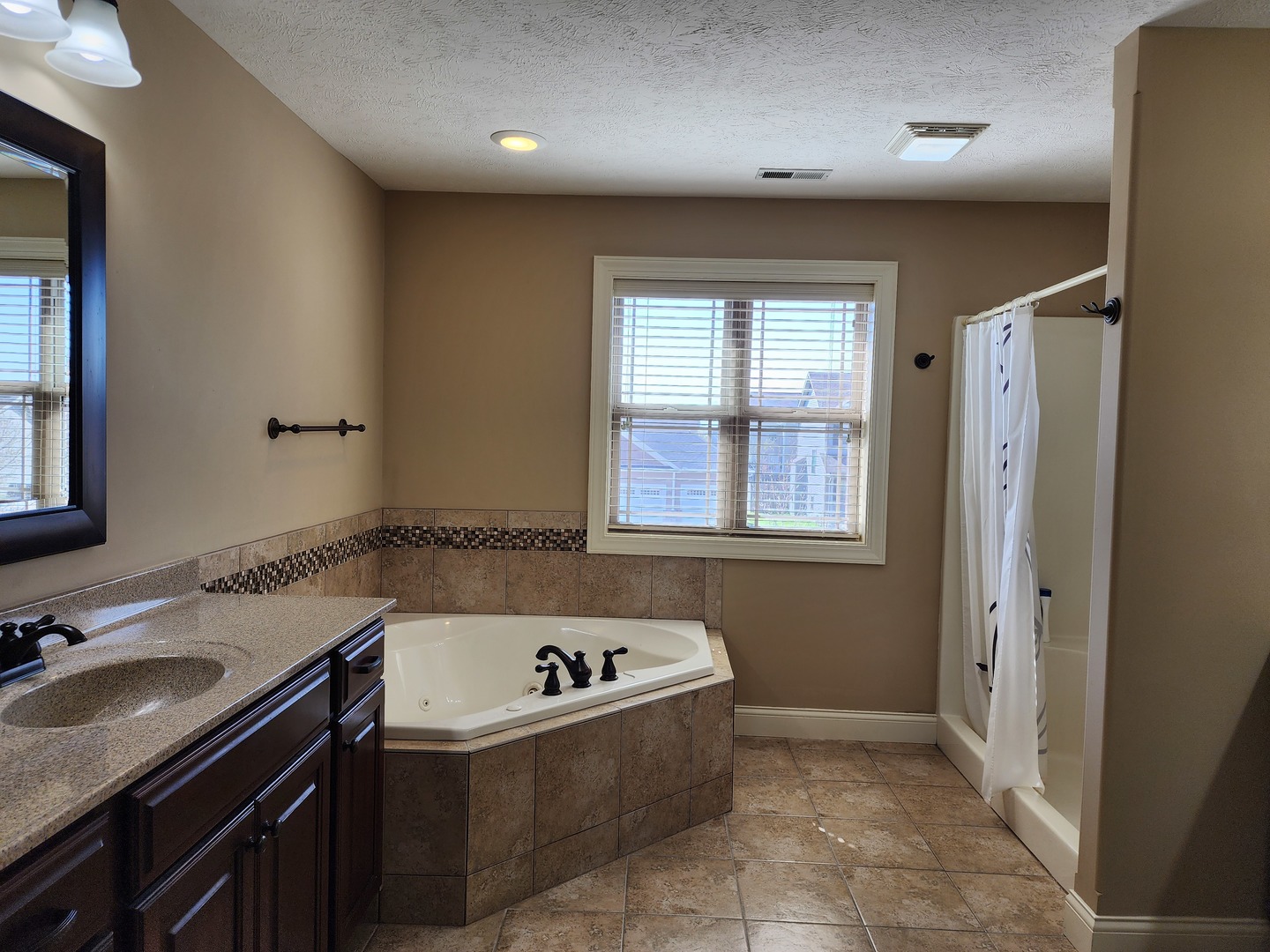 2008 Savanna Drive Champaign, IL 61822 - Photo 38 of 62