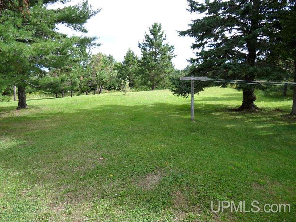 23628 Hwy Location Road Calumet, MI 49913 - Photo 23 of 24