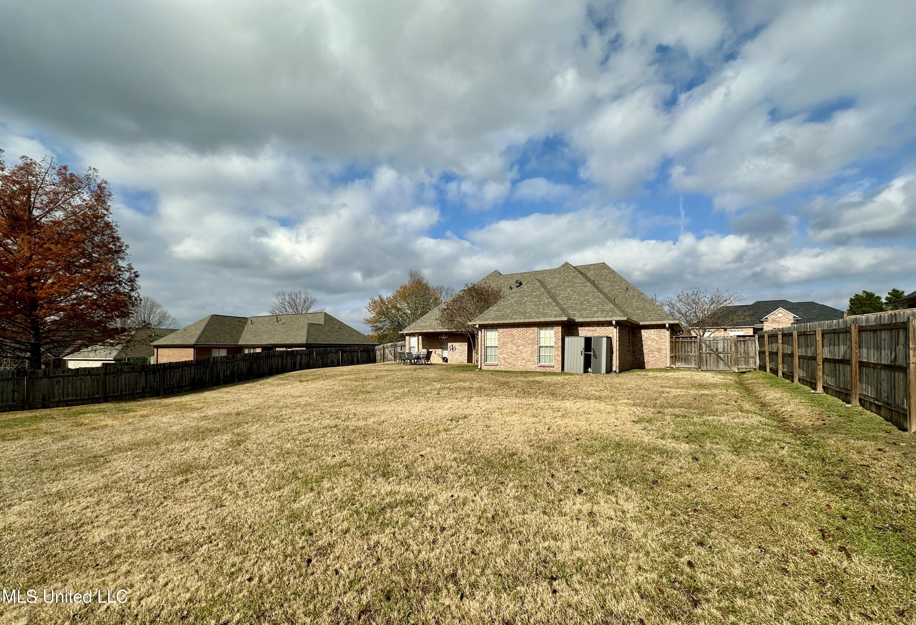 105 Pawnee Place Clinton, MS 39056 - Photo 36 of 43 IMG_3359