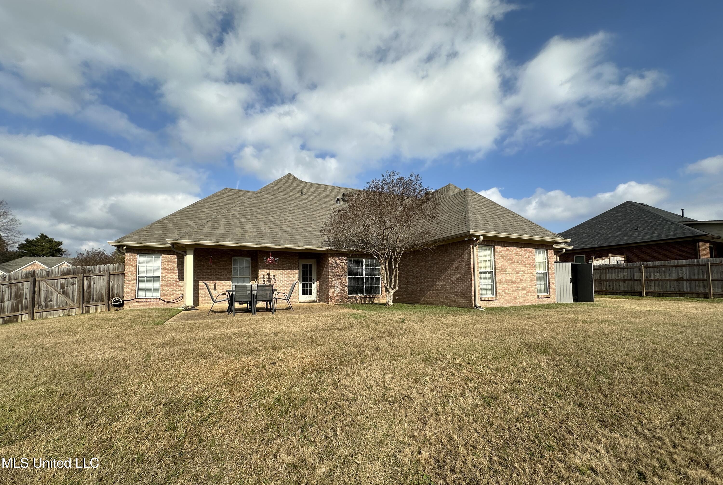 105 Pawnee Place Clinton, MS 39056 - Photo 38 of 43 IMG_3361