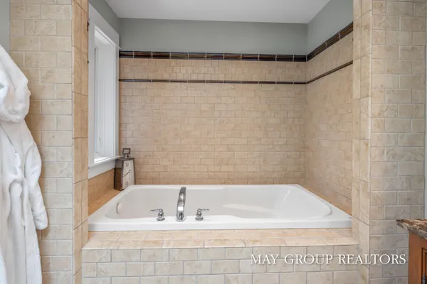 $1,200,000 | 5254 Canyon River Drive Northeast, Ada, MI 49301