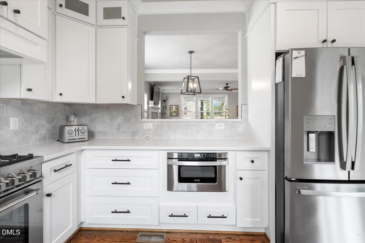 2931 Chapel Hill Road Durham, NC 27707 - Photo 12 of 33