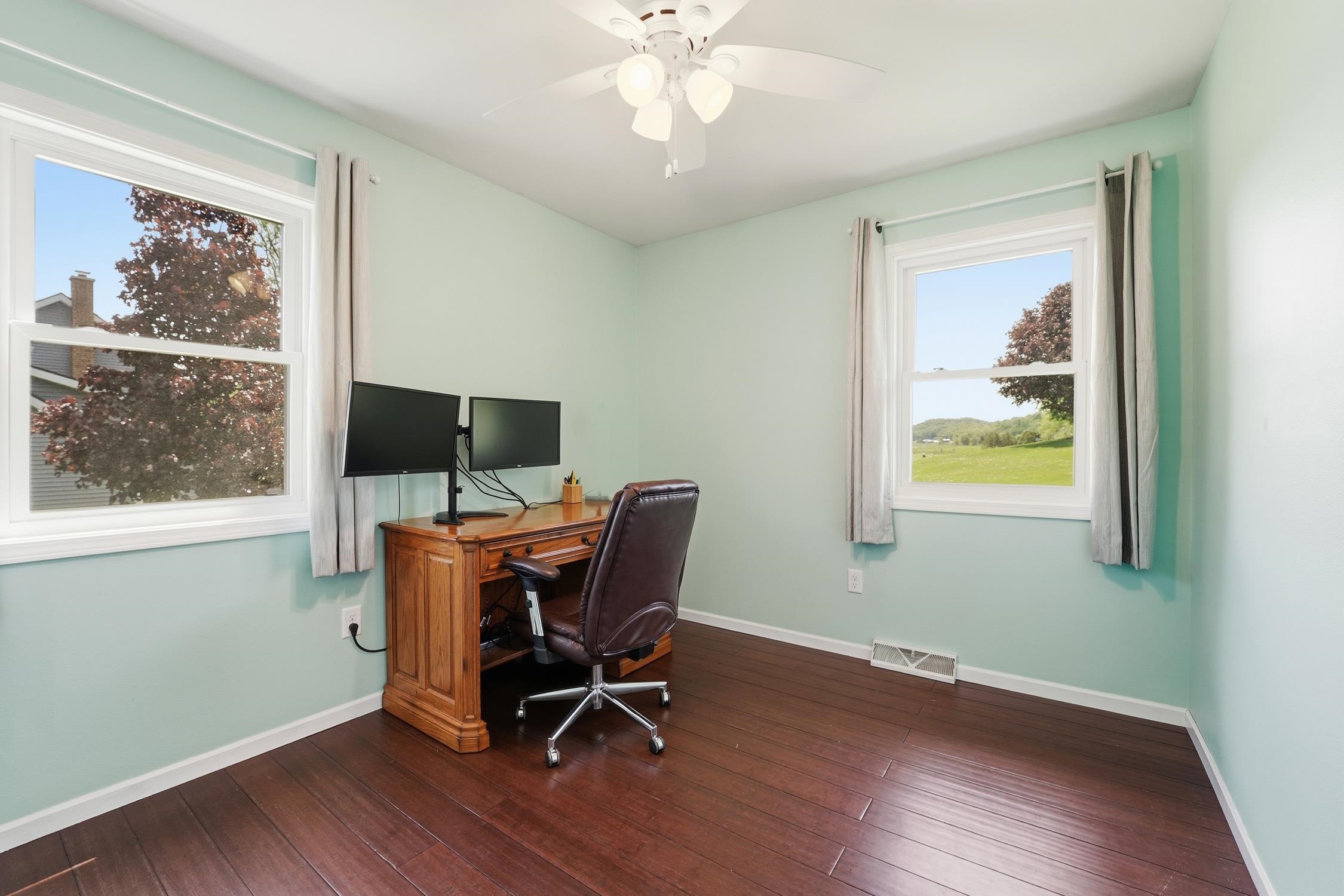 1175 Maple Plain, WI 53577 - Photo 15 of 35