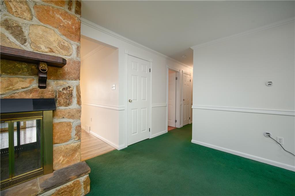 2494 Wigwam Road Aliquippa, PA 15001 - Photo 6 of 37