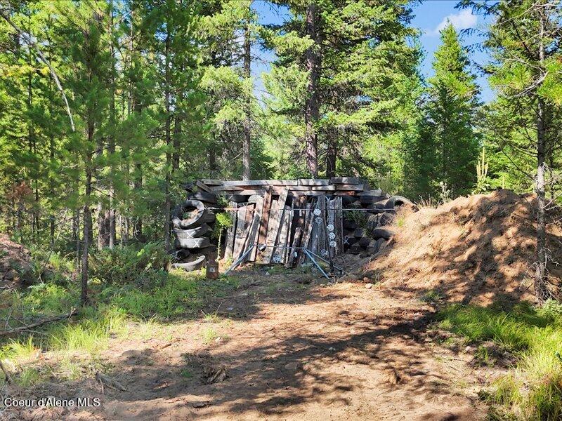 247 Old Addie Road Bonners Ferry, ID 83805 - Photo 7 of 23 IMG_4921