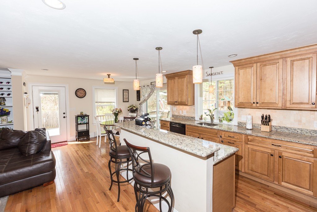 57 Hudson Road Bolton, MA 01740 - Photo 3 of 18
