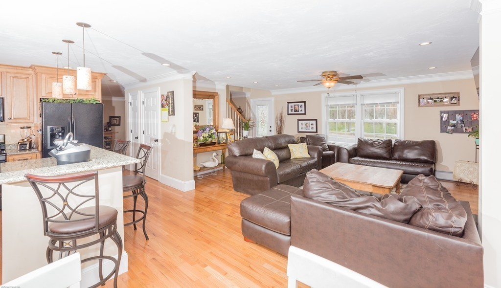 57 Hudson Road Bolton, MA 01740 - Photo 4 of 18