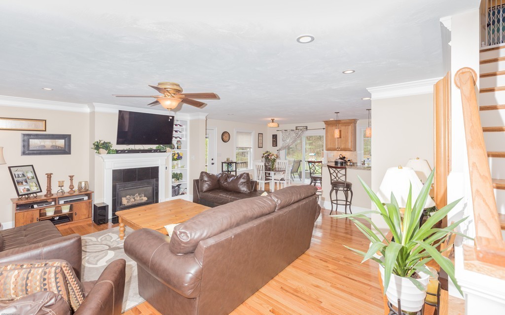 57 Hudson Road Bolton, MA 01740 - Photo 5 of 18