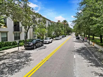 $369,000 | 580 South Sapodilla Avenue, Unit 304, West Palm Beach, FL 33401