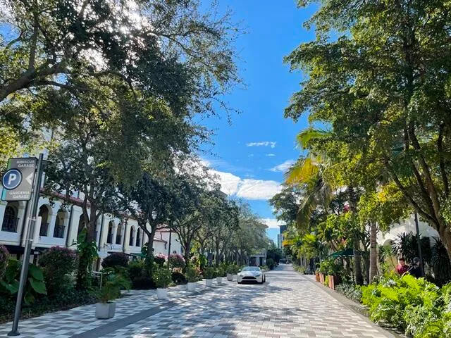 $369,000 | 580 South Sapodilla Avenue, Unit 304, West Palm Beach, FL 33401