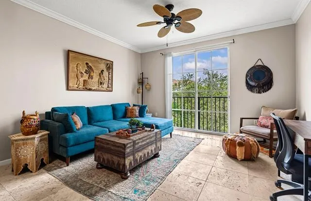 $369,000 | 580 South Sapodilla Avenue, Unit 304, West Palm Beach, FL 33401