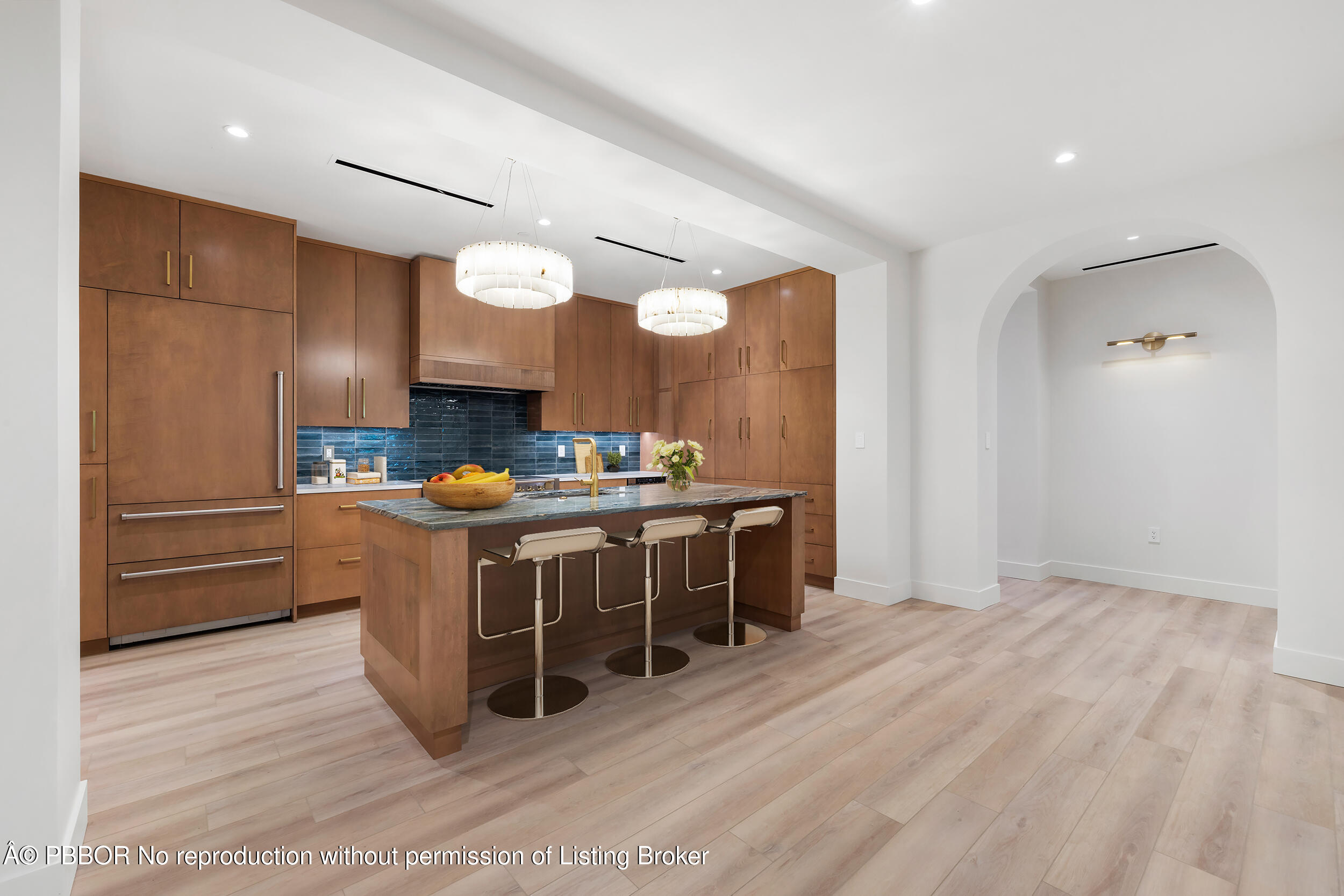 223 Sunset Avenue, Unit 3 Palm Beach, FL 33480 - Photo 3 of 20 KITCHEN