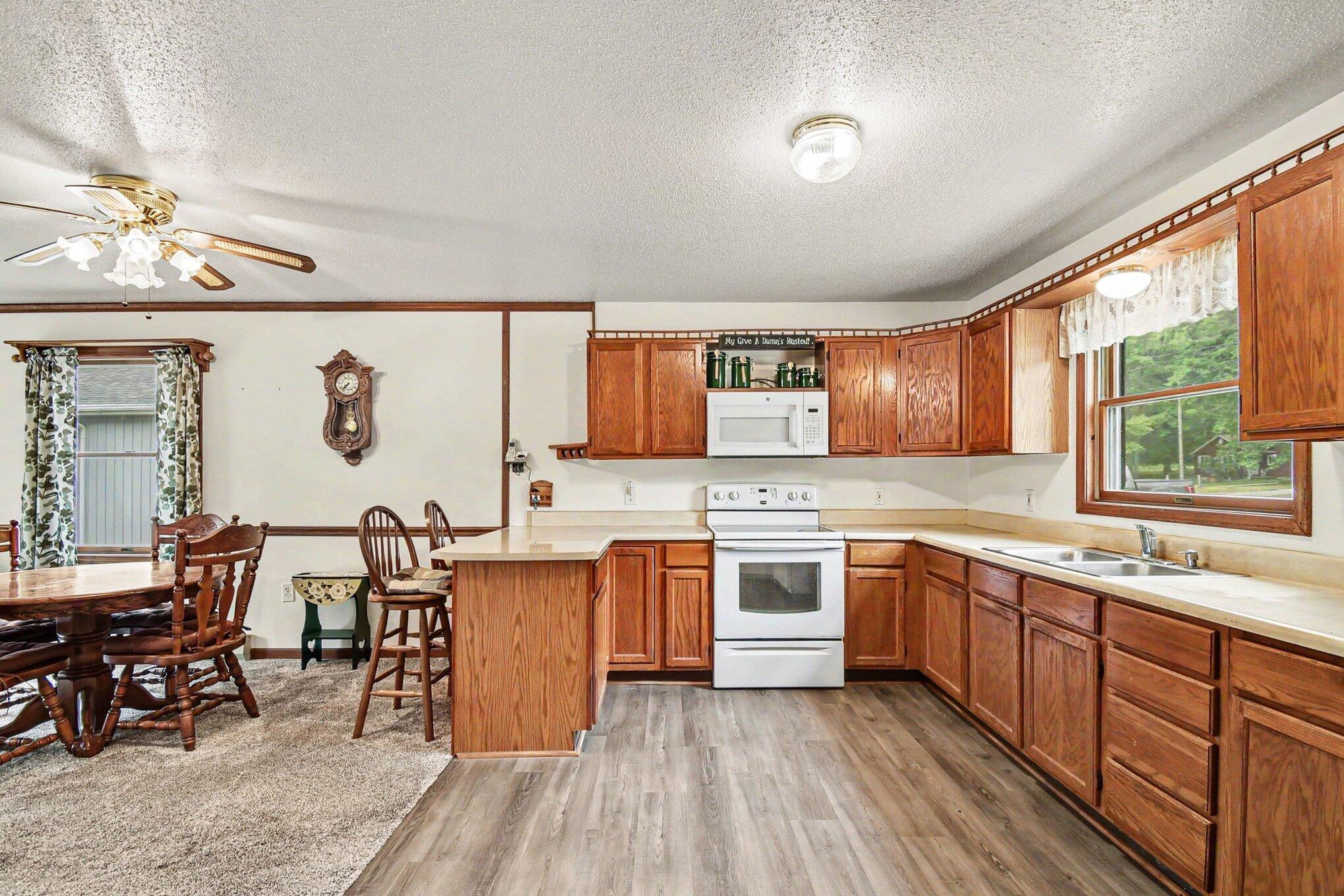 2675 West Lily Lake Road Harrison, MI 48625 - Photo 3 of 29 Kitchen