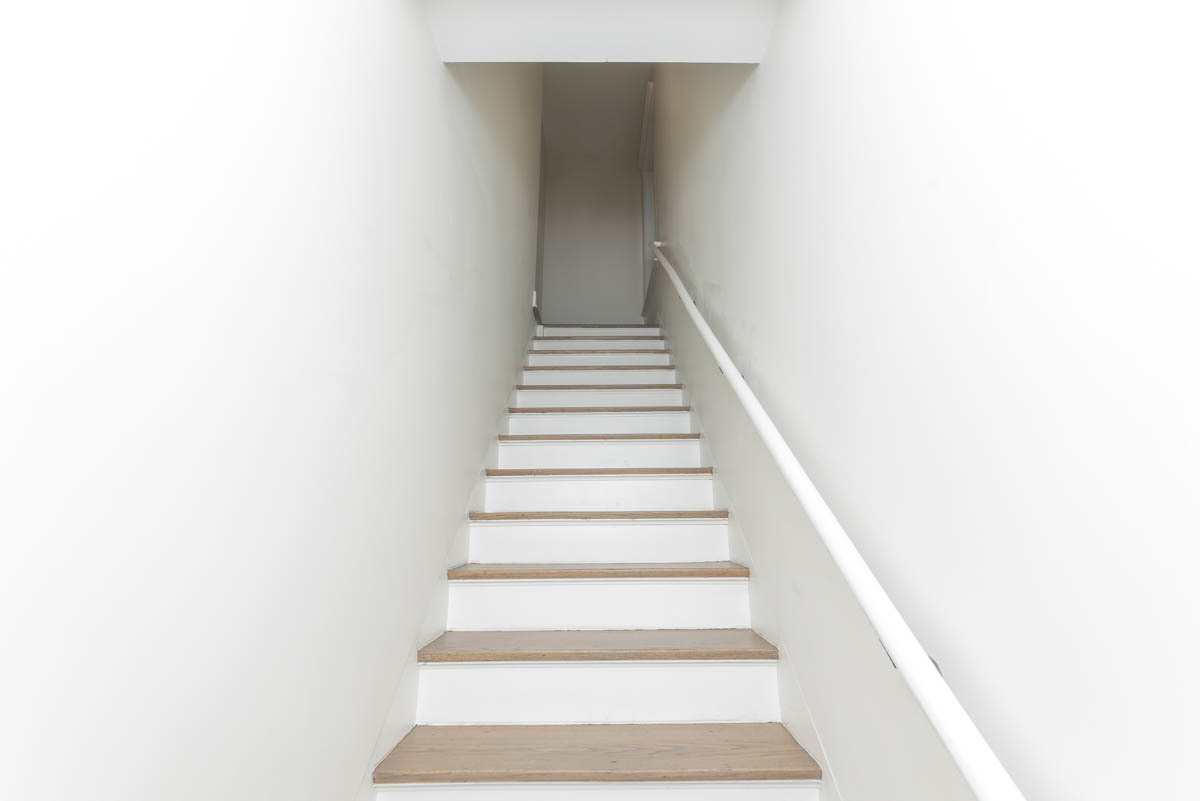 2825 North Rockwell Street, Unit 2 Chicago, IL 60618 - Photo 22 of 22 a view of entryway